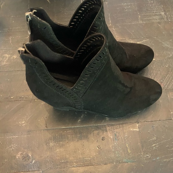 Black Ankle Boots - Picture 3 of 4